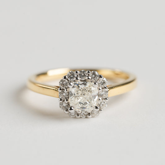 18ct Yellow Gold Diamond Halo ring