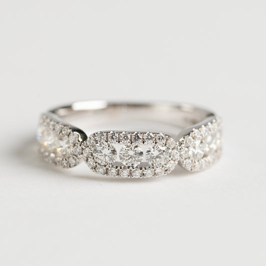 18ct White Gold Diamond Ring