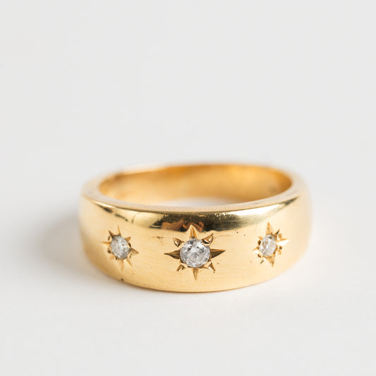 18ct Yellow Gold Gents Diamond ring