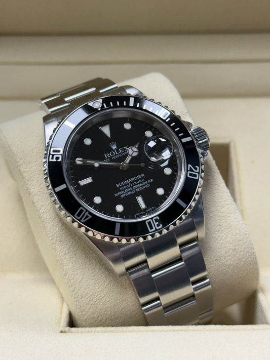 2007 Rolex Submariner - 16610