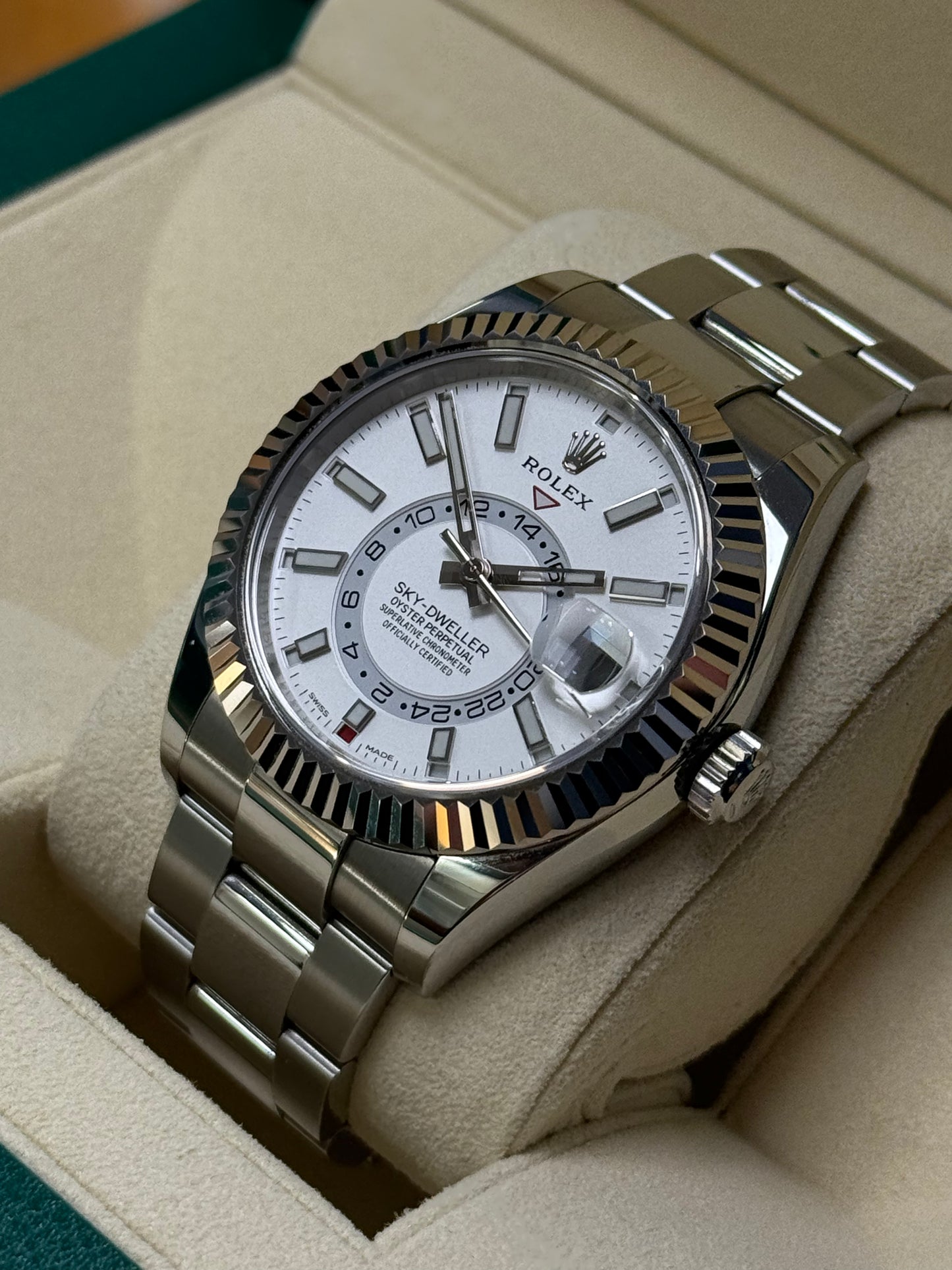 2018 Rolex Sky-Dweller - 326934