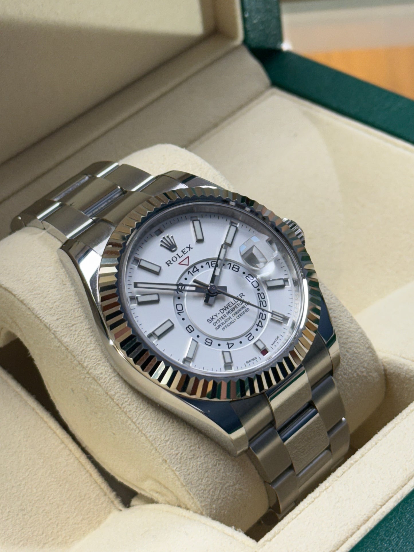 2018 Rolex Sky-Dweller - 326934