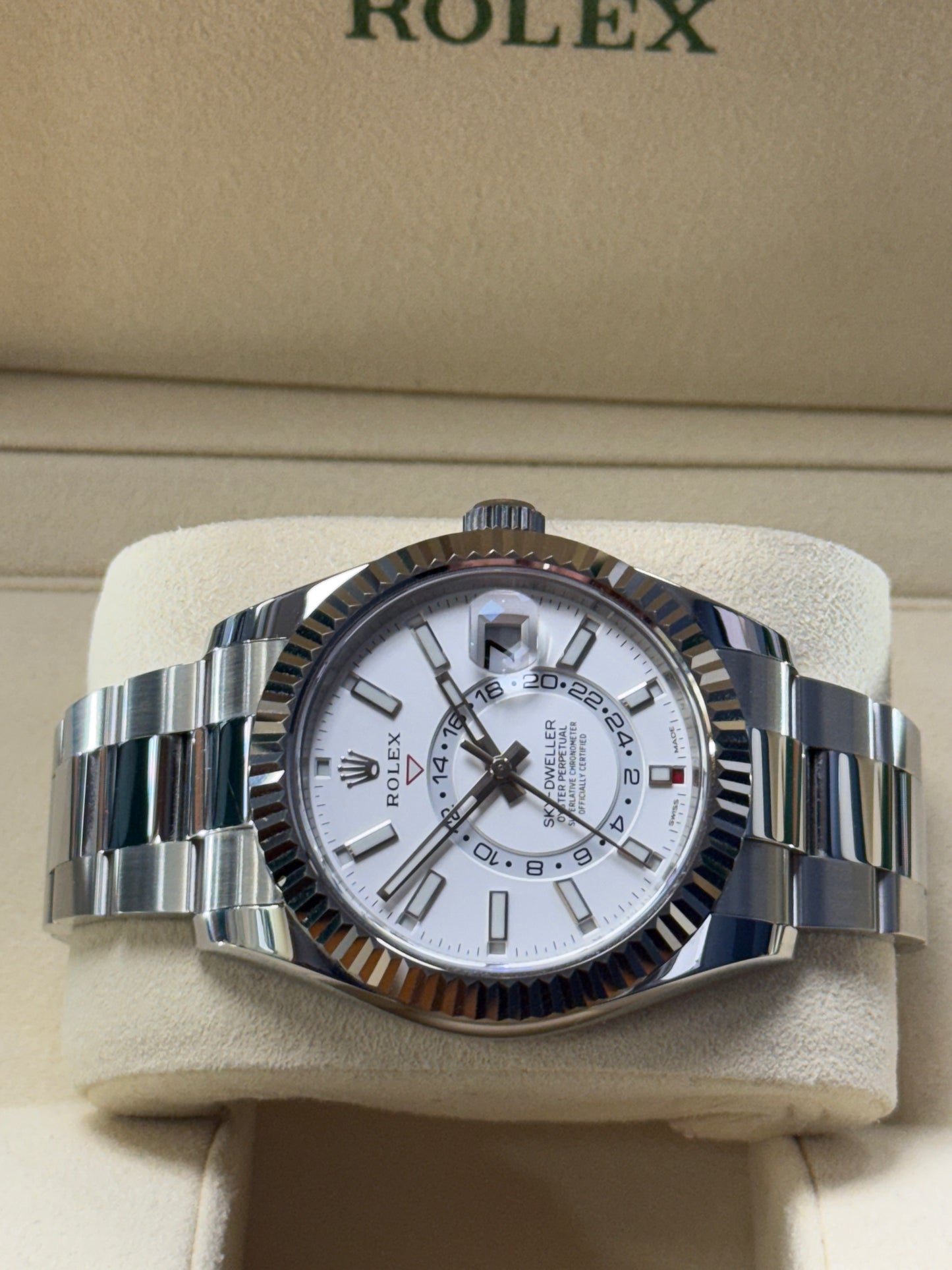 2018 Rolex Sky-Dweller - 326934
