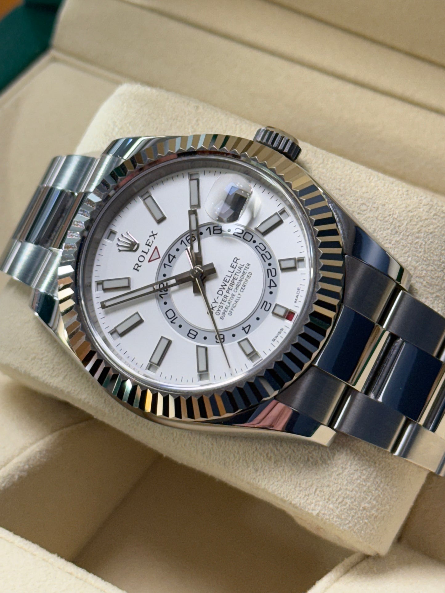 2018 Rolex Sky-Dweller - 326934