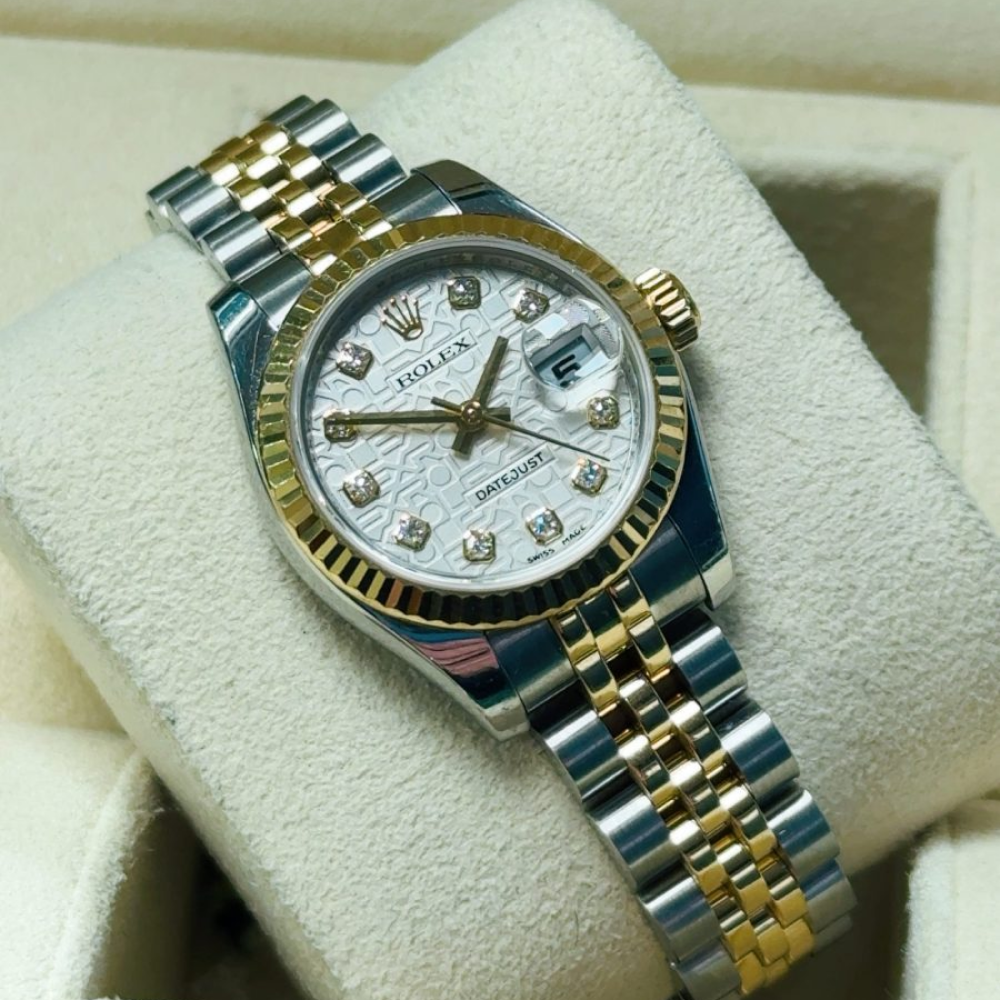 2019 ROLEX GMT2 “BATGIRL” – 126710BLNR (Copy) (Copy)