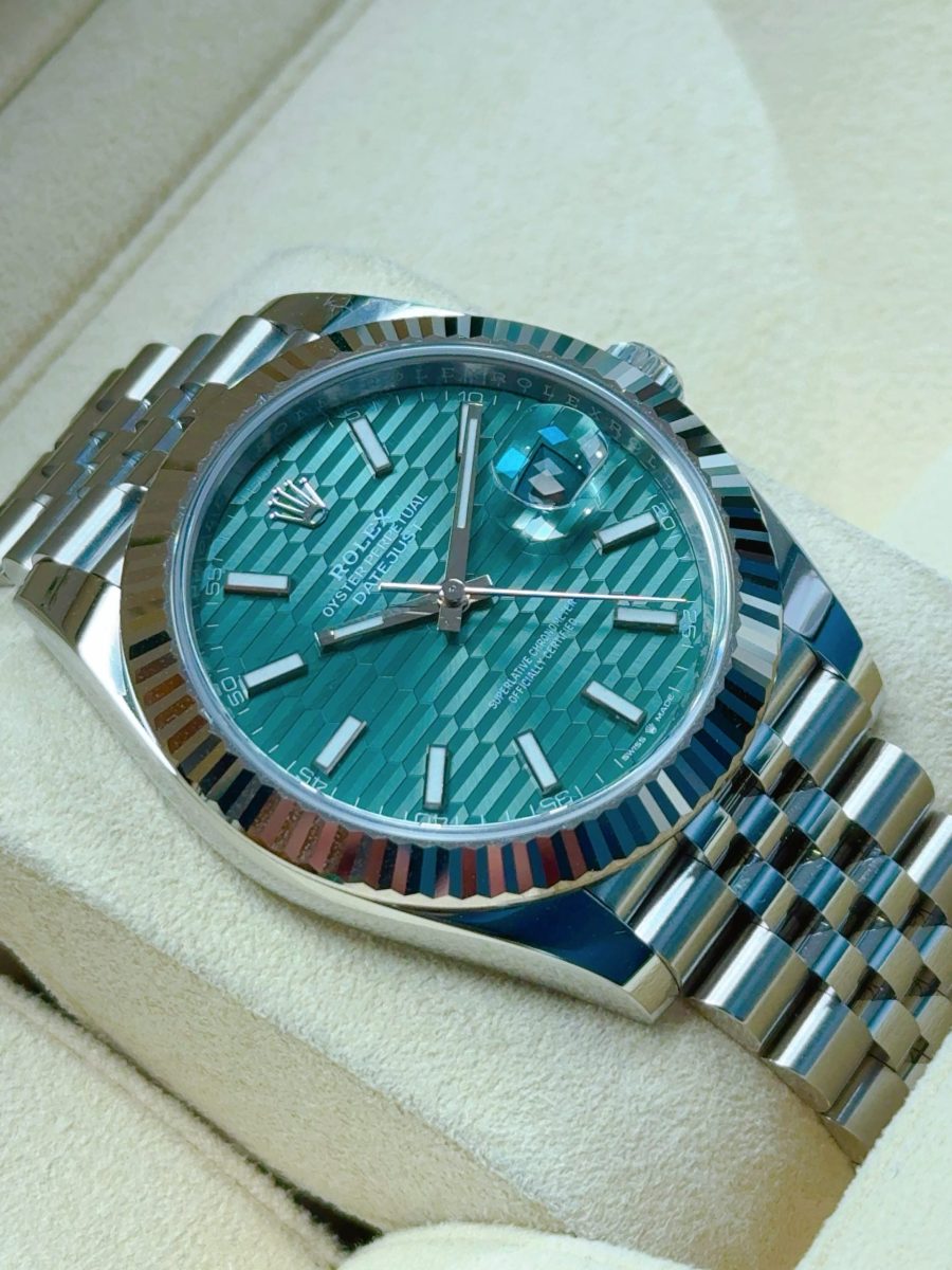 2024 Rolex Datejust 41 - Motif