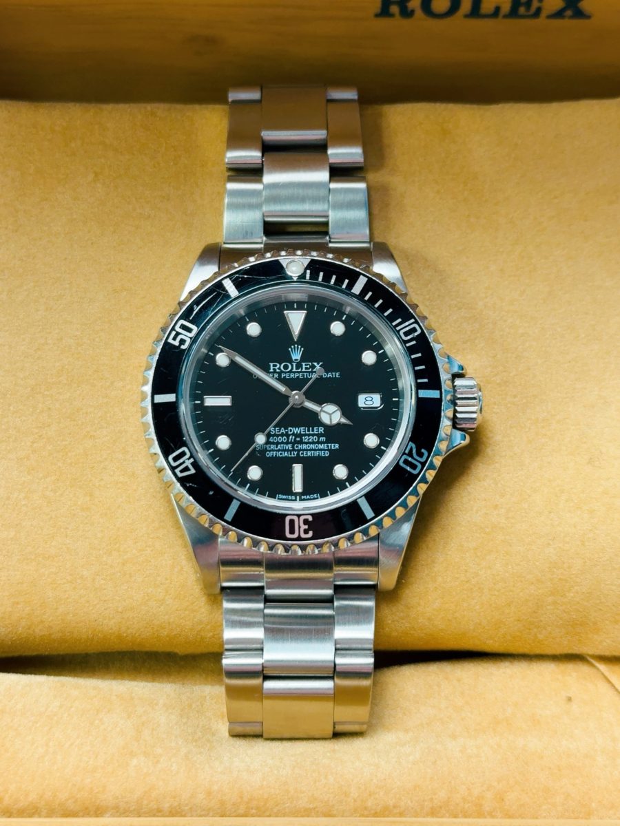 2001 Rolex Sea-Dweller - 16600