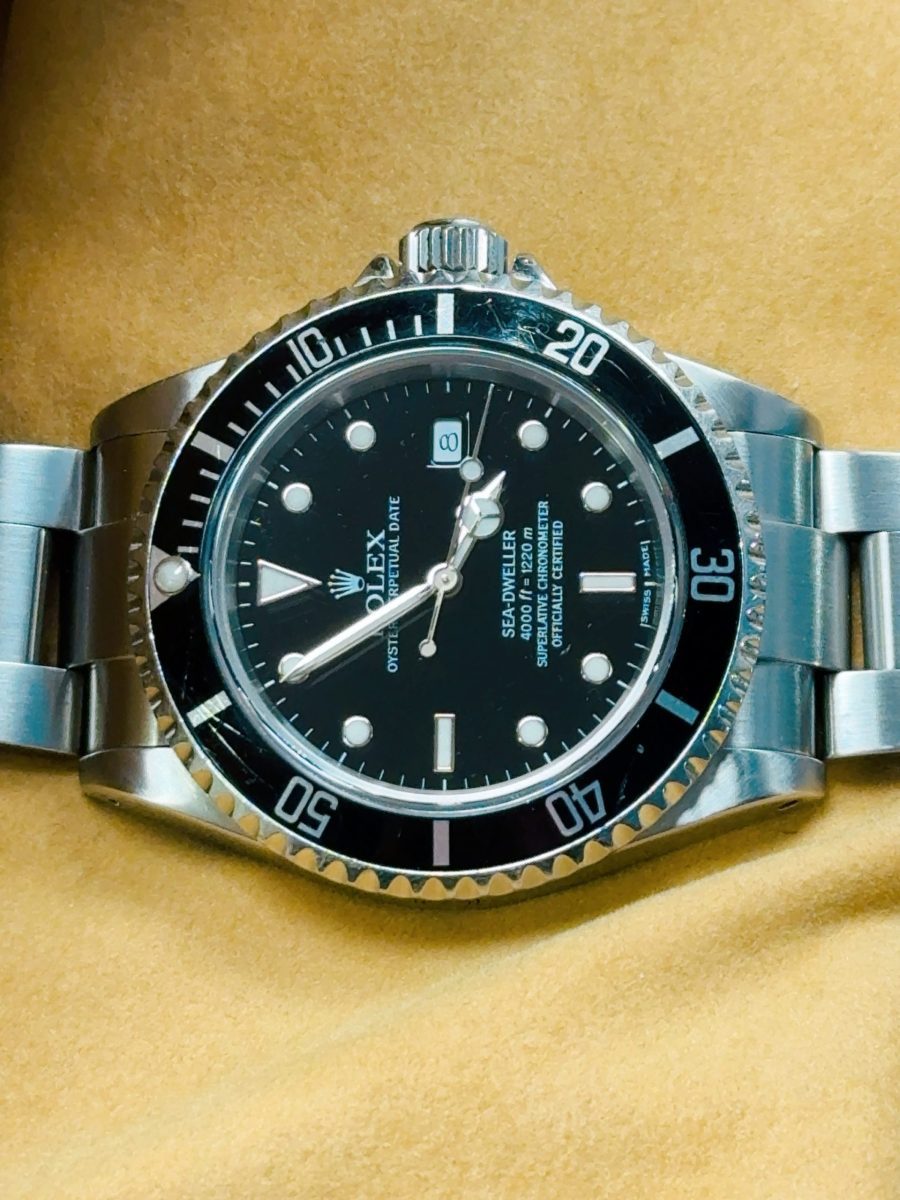 2001 Rolex Sea-Dweller - 16600