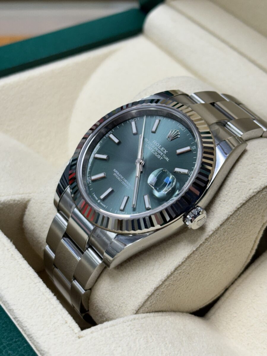 2024 Rolex Datejust 41 - Mint
