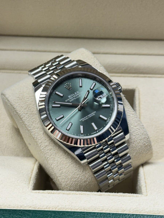 2022 Rolex Datejust 41 - 126334