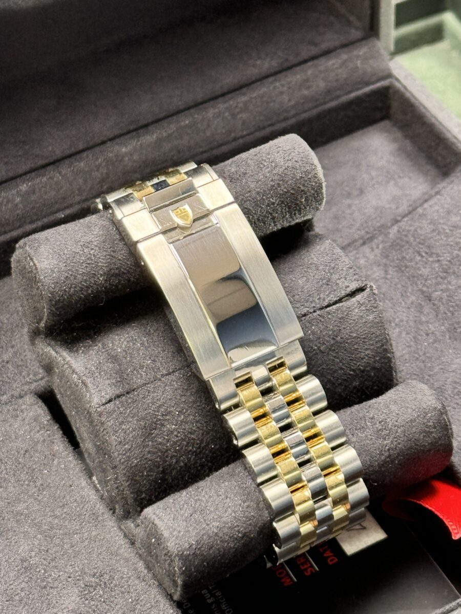 2023 Tudor Blackbay 41