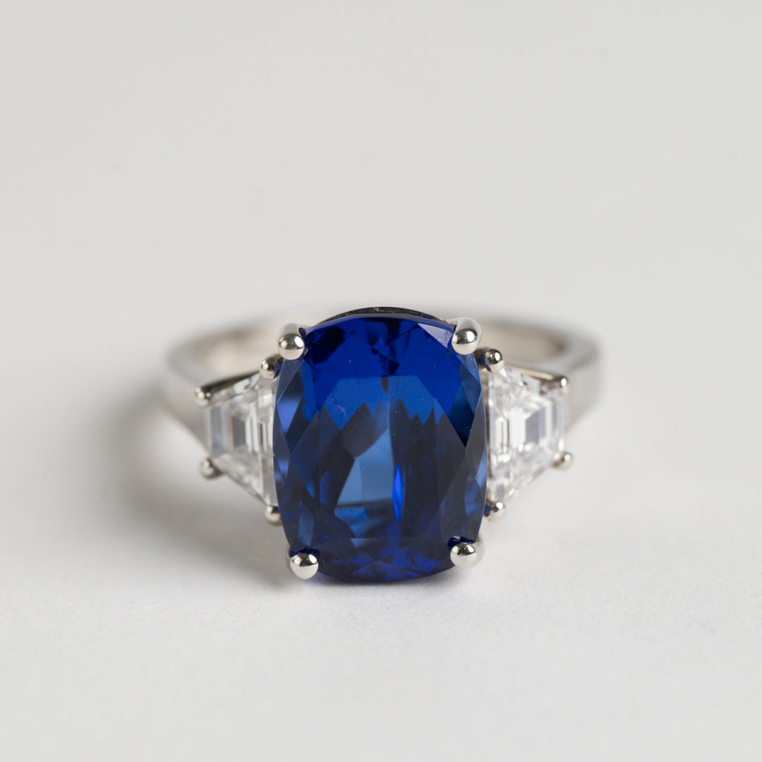 Tanzanite and Diamond Ring