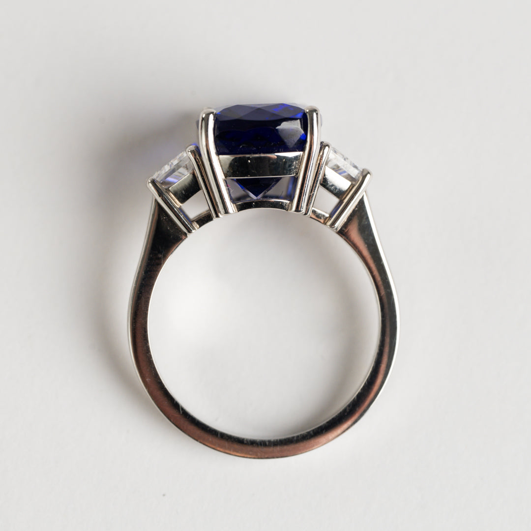 Tanzanite and Diamond Ring