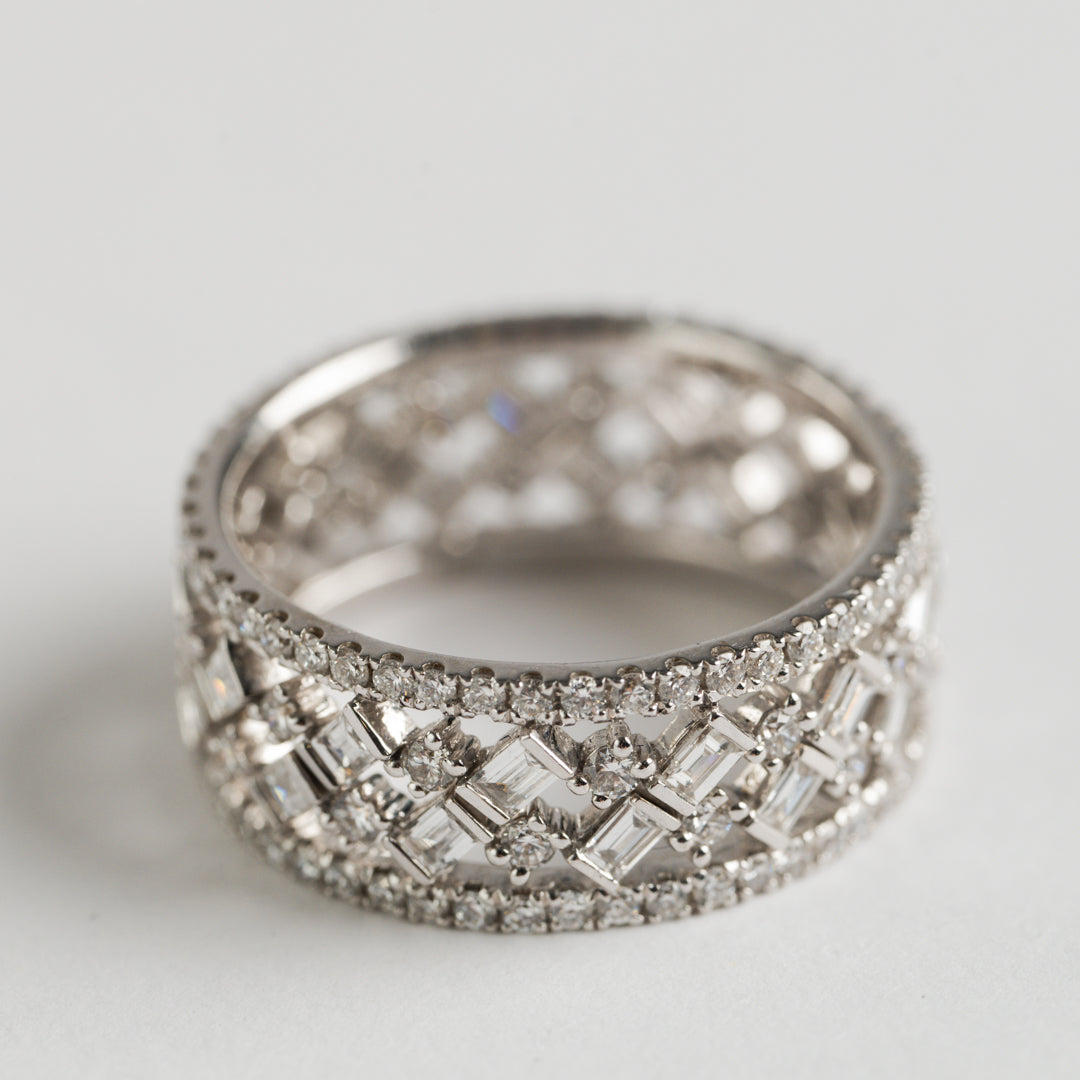 Fancy Round and Baguette Cut Diamond ring set
