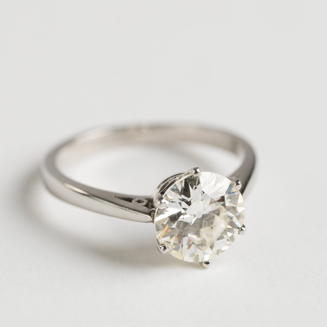 Platinum Diamond Solitaire ring