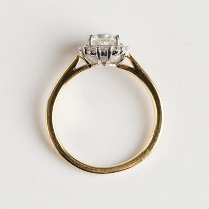 18ct Yellow Gold Diamond Halo ring