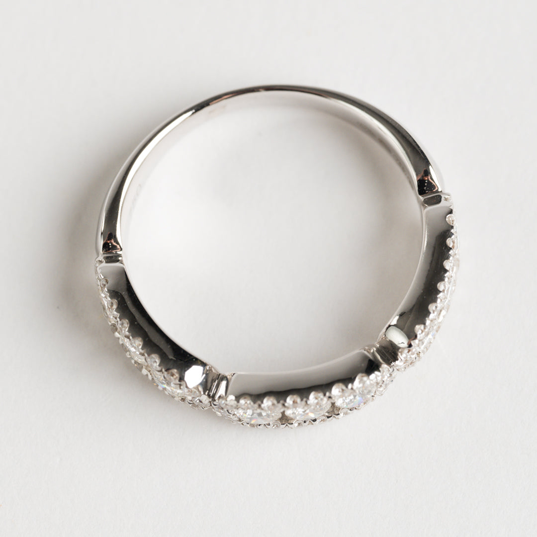 18ct White Gold Diamond Ring