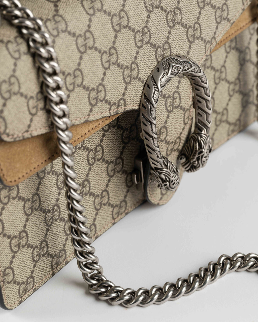 Gucci Dionysus Shoulder Bag