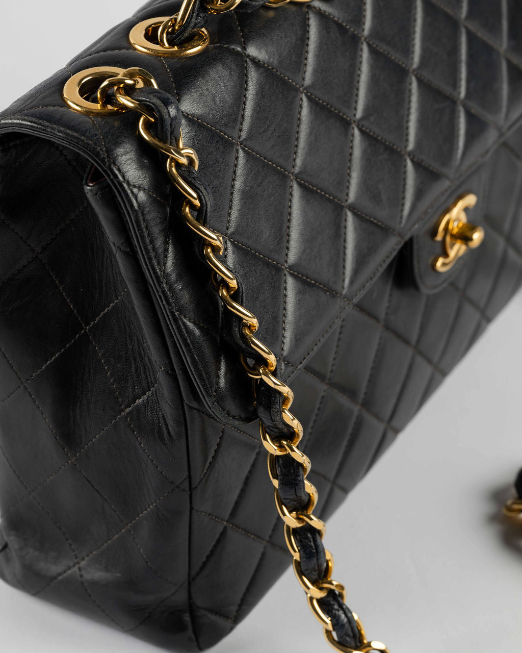 Chanel Jumbo classic flap