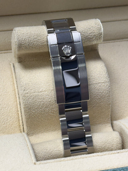 2025 Rolex GMT-Master2 “Bruce Wayne”