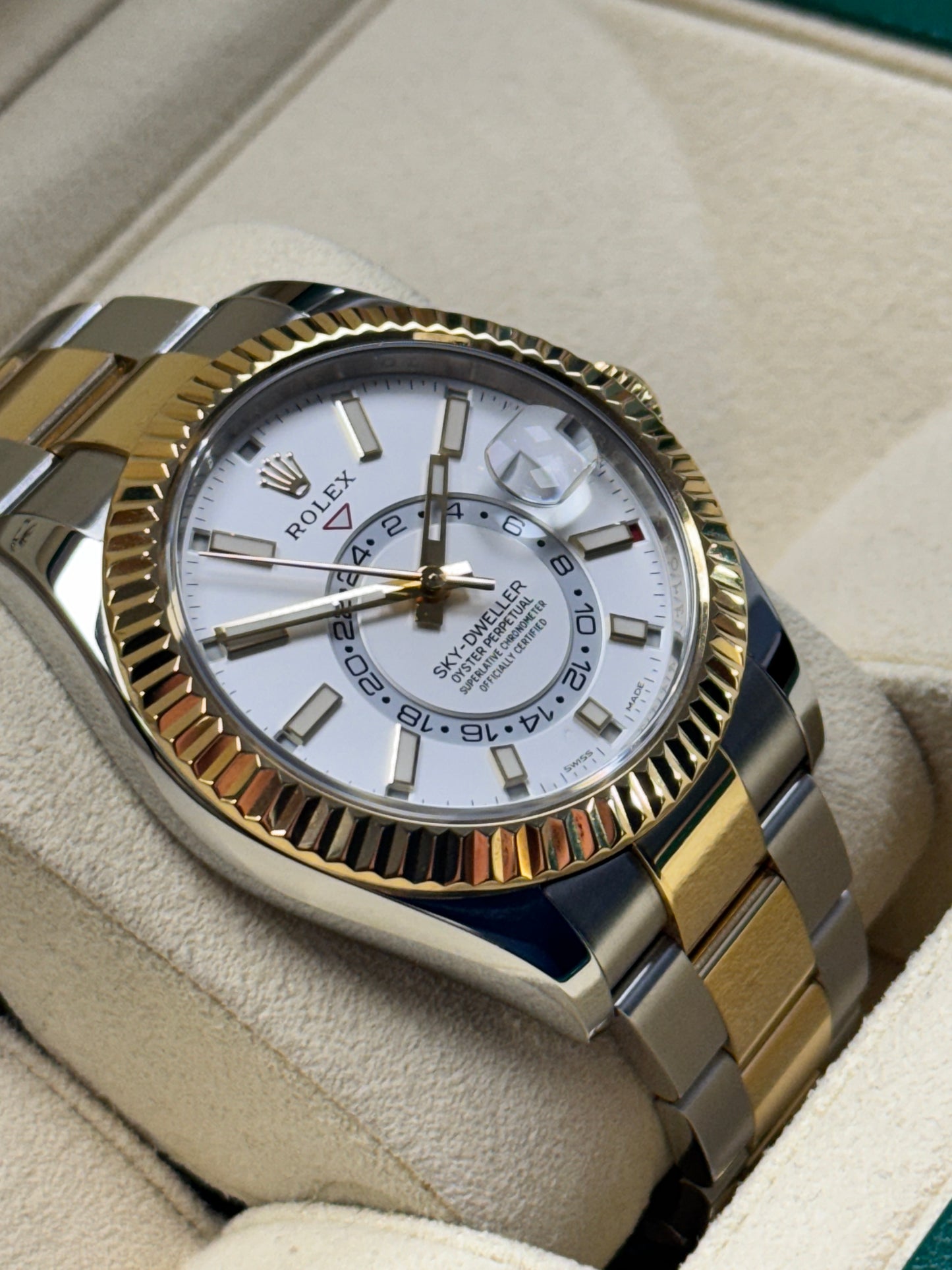 2019 Rolex Sky-Dweller - 326933