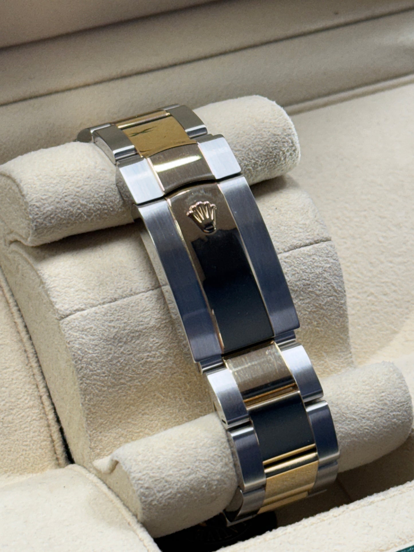 2019 Rolex Sky-Dweller - 326933