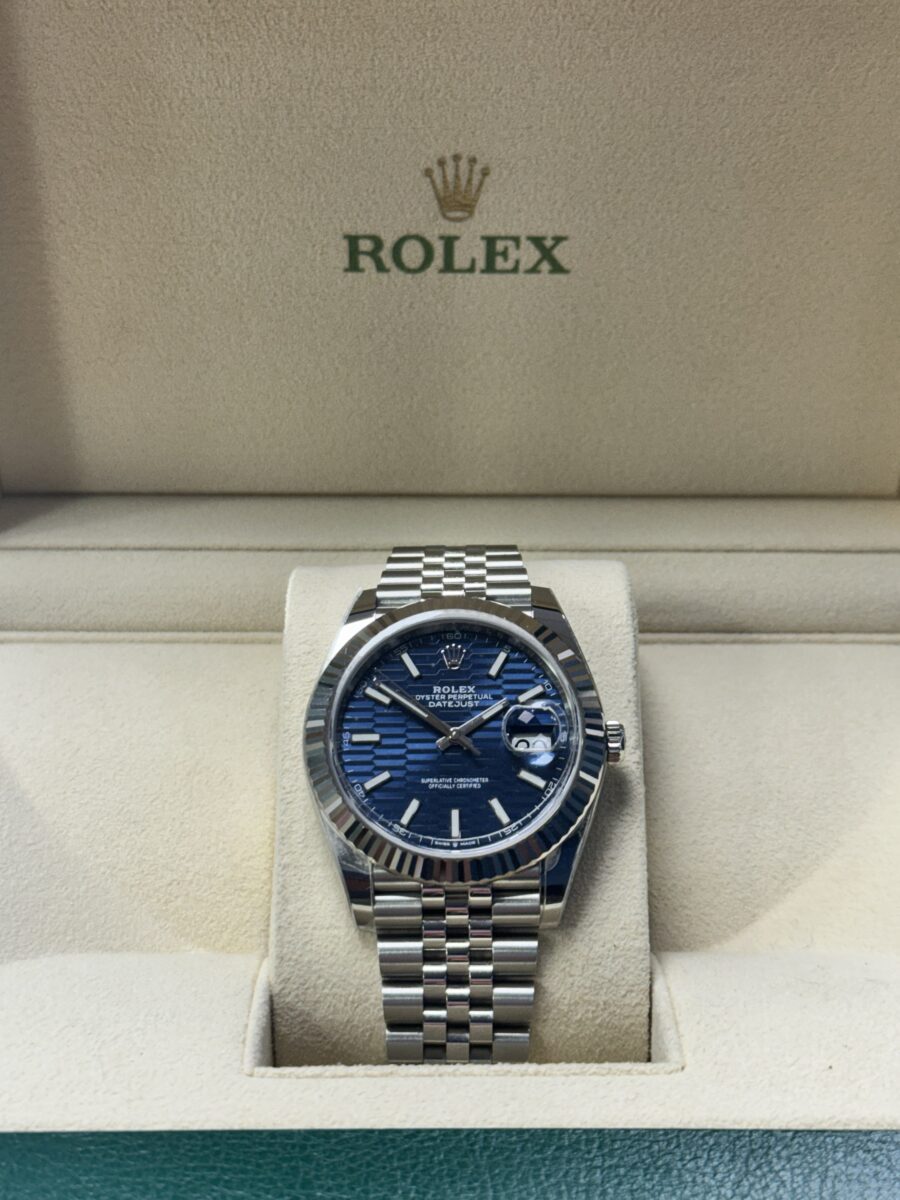 2023 Rolex Datejust 41 - Motif