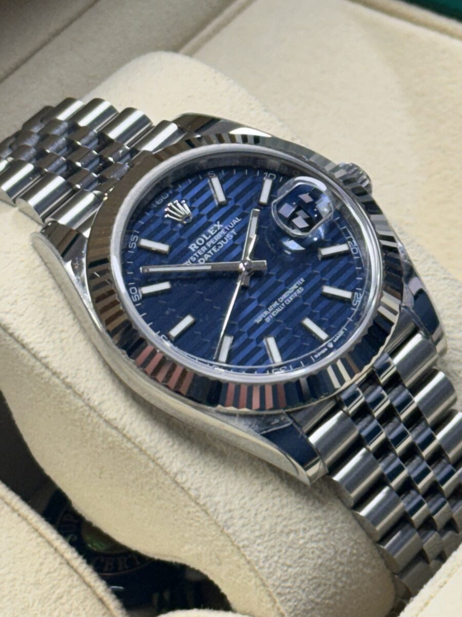 2023 Rolex Datejust 41 - Motif