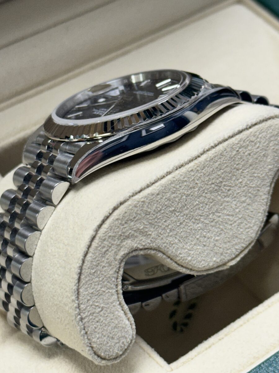 2023 Rolex Datejust 41 - Motif