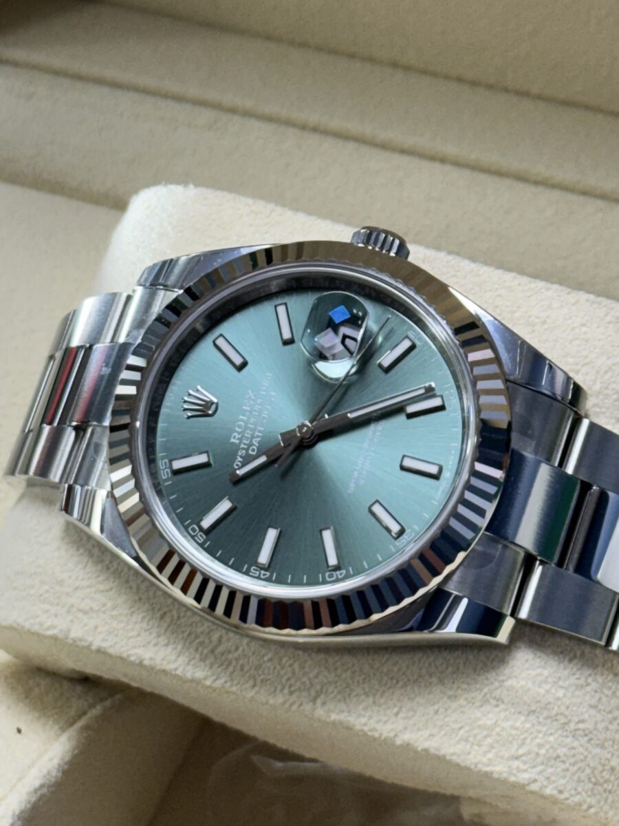 2024 Rolex Datejust 41 - Mint