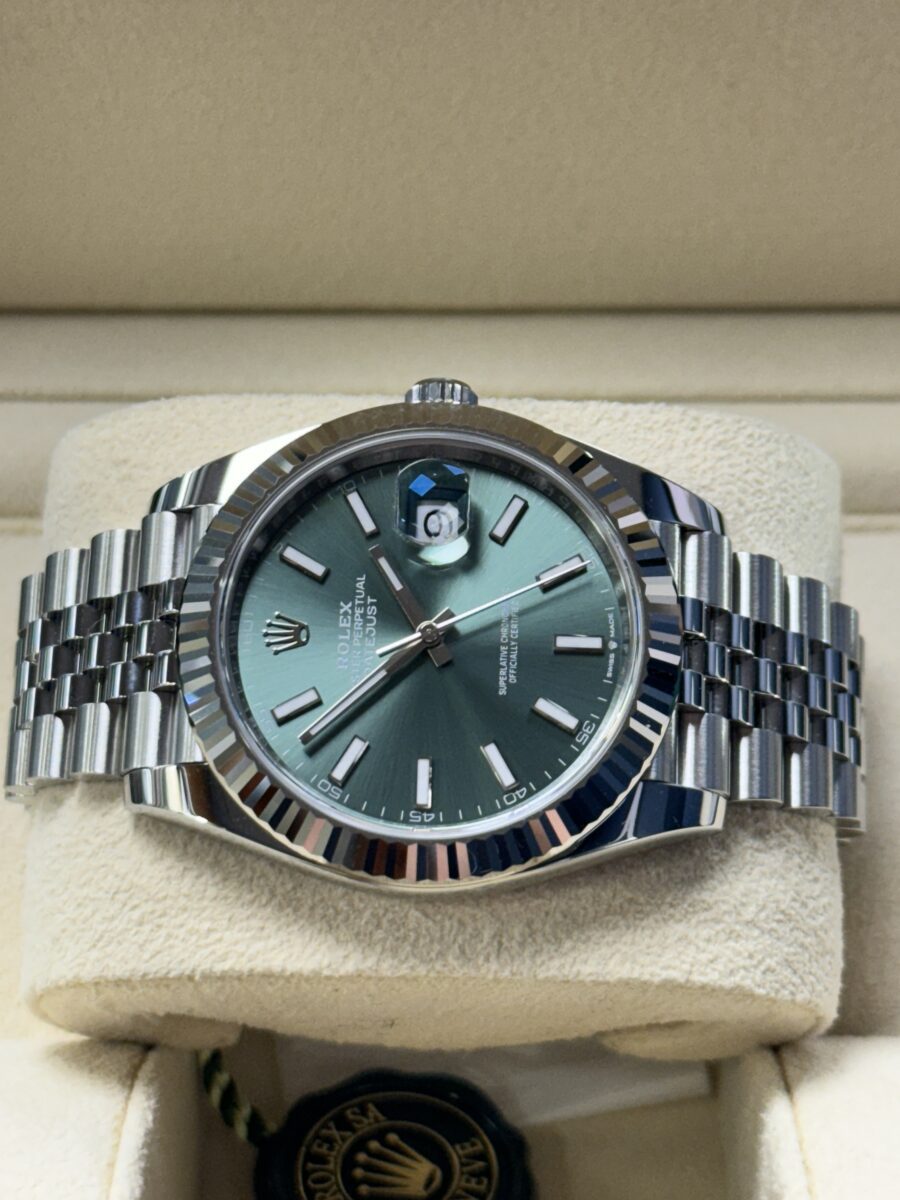 2024 Rolex Datejust 41 - 126334